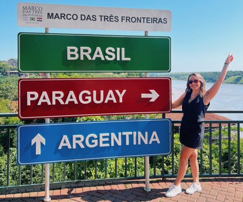 Marco das Três Fronteiras - Foz Folia 2026: O Carnaval de Foz do Iguaçu que Você Não Pode Perder!