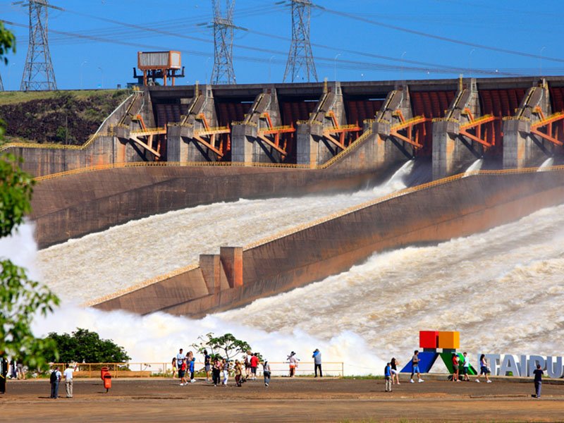 Confira 12 ideias de passeios gratuitos em Foz do Iguaçu - Itaipu Binacional (lado paraguaio)