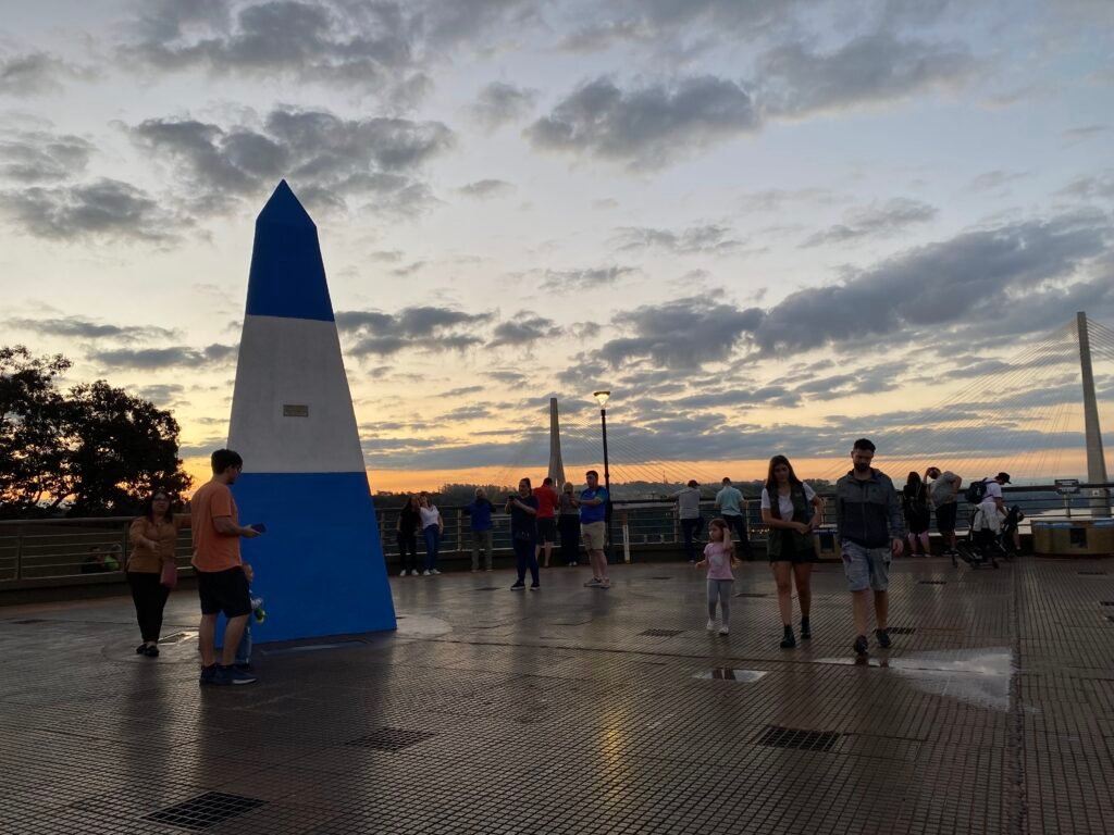 Confira 12 ideias de passeios gratuitos em Foz do Iguaçu - Marco das Três Fronteiras (lado argentino)